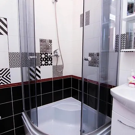 On Gorodskoy Val 9 * Мінськ